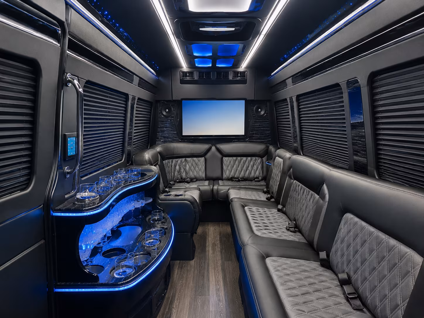 airport shuttle buses from plantation to miami international airport mia