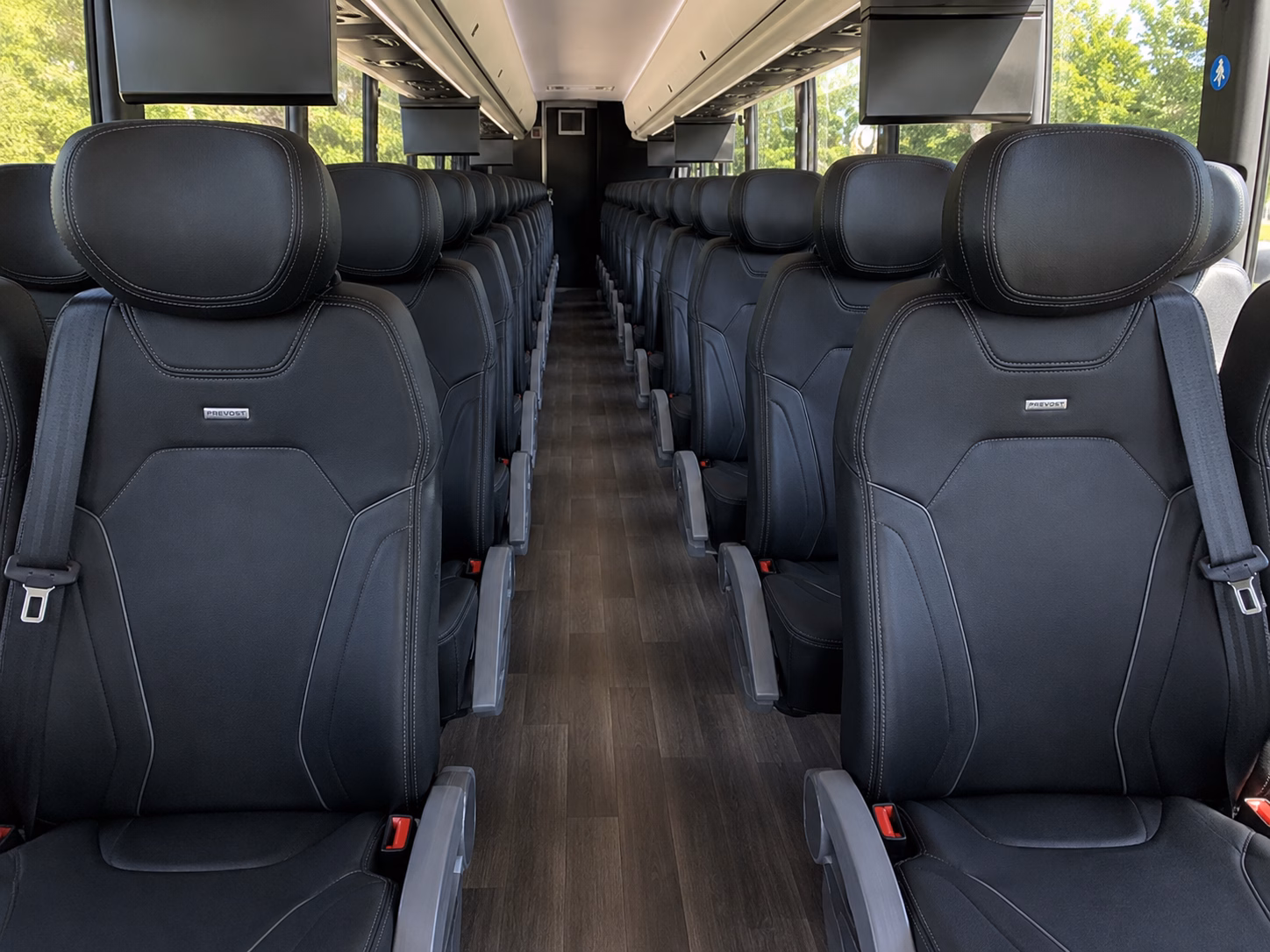 buses for plantation wedding guests heading to port everglades or portmiami