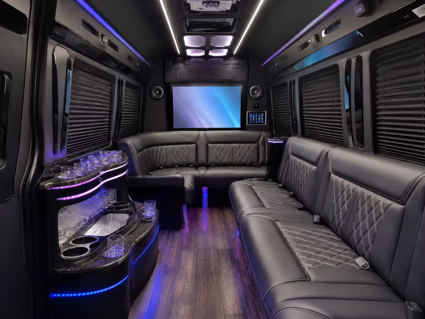 corporate group airport shuttles along plantation s i 595 corridor