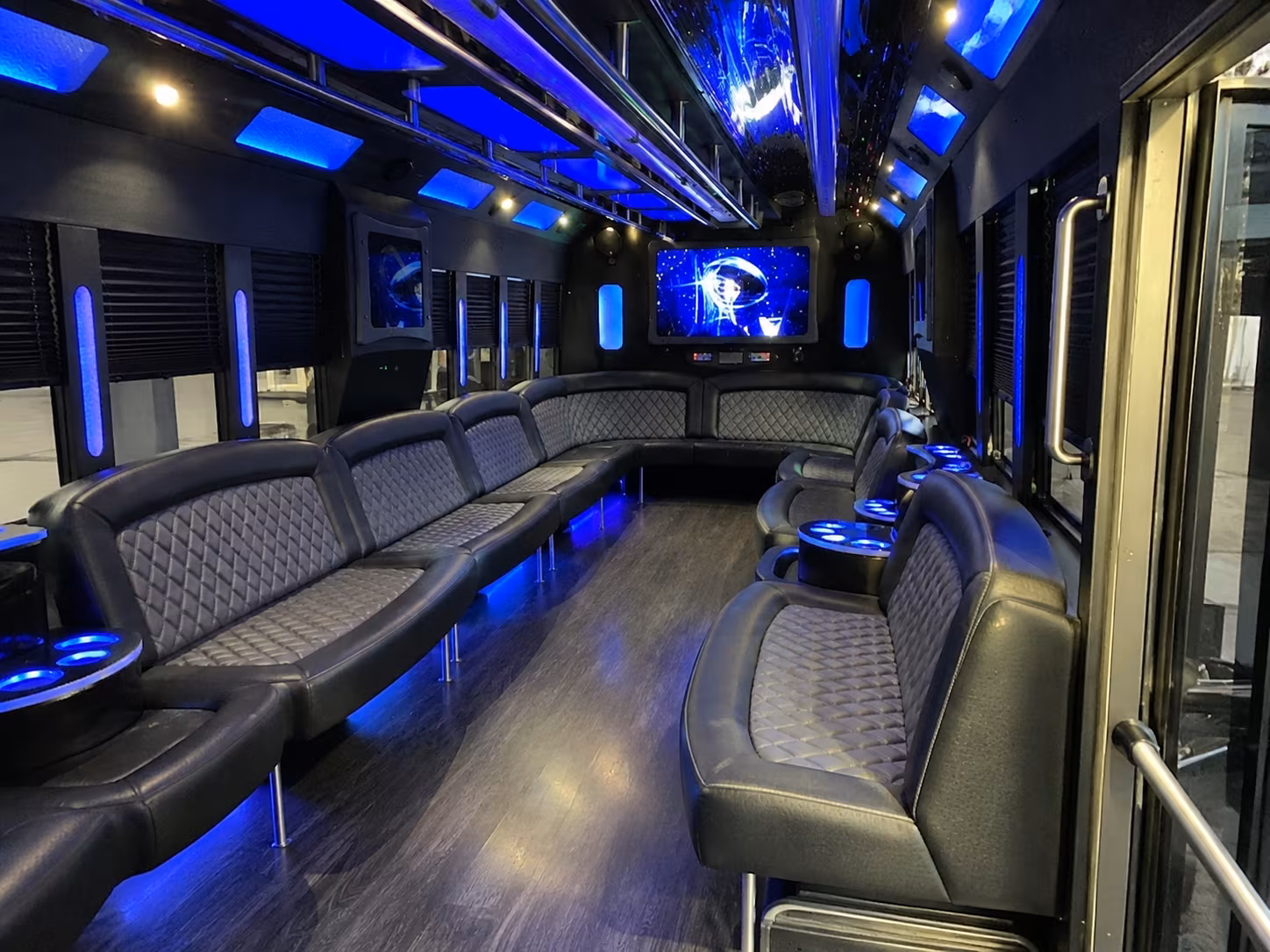 plantation 28 passenger party bus interior