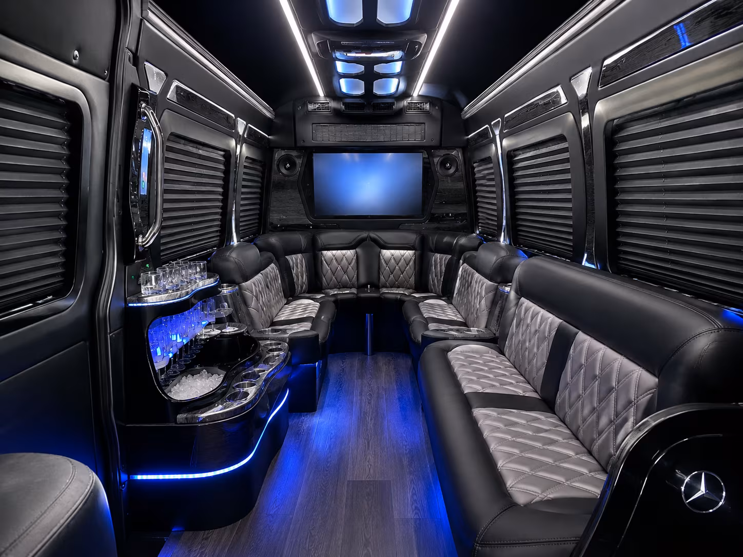 shuttle buses to palm beach international airport pbi from plantation
